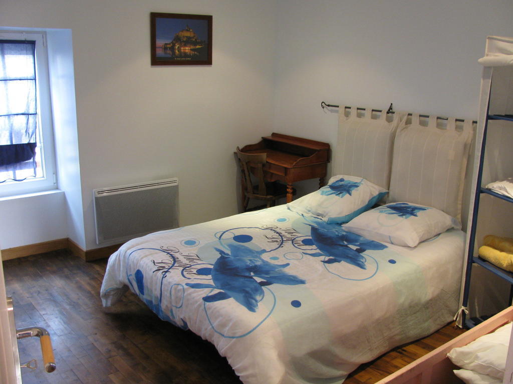 Gite Aristide Mont Saint Michel Sacey Habitación foto