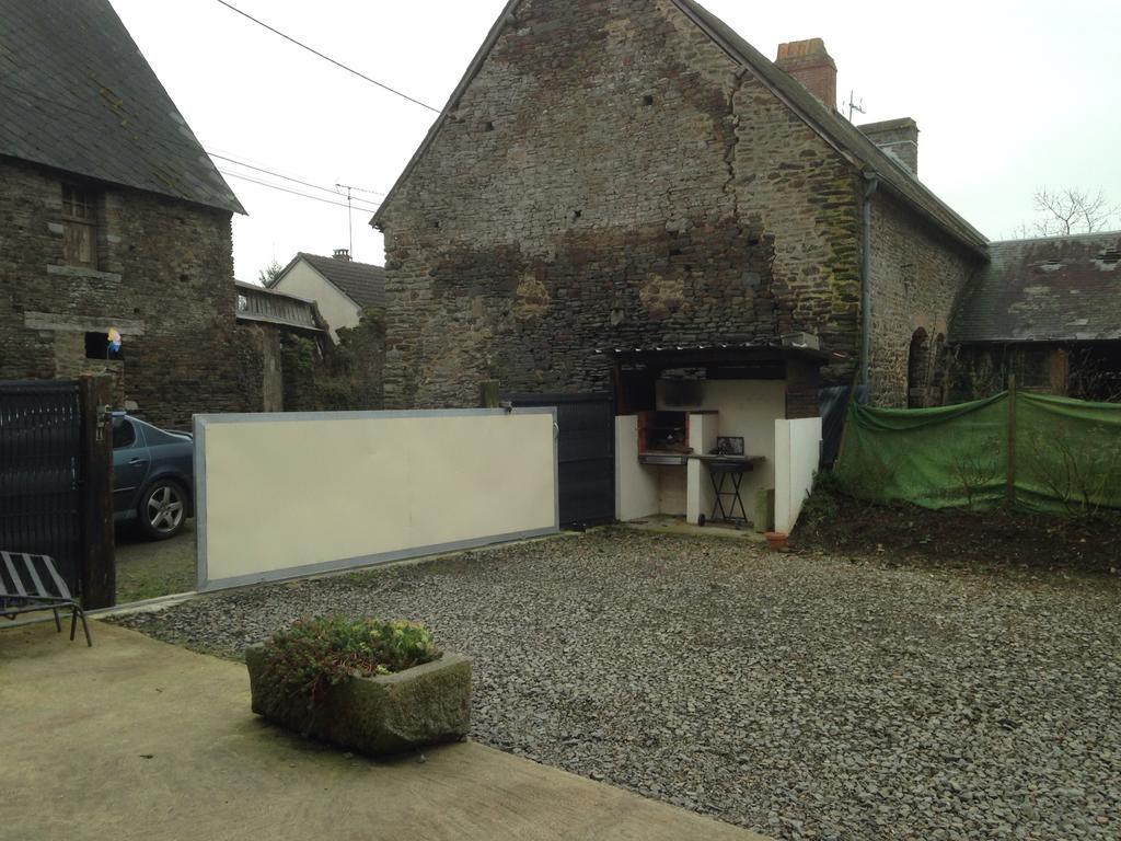 Gite Aristide Mont Saint Michel Sacey Exterior foto